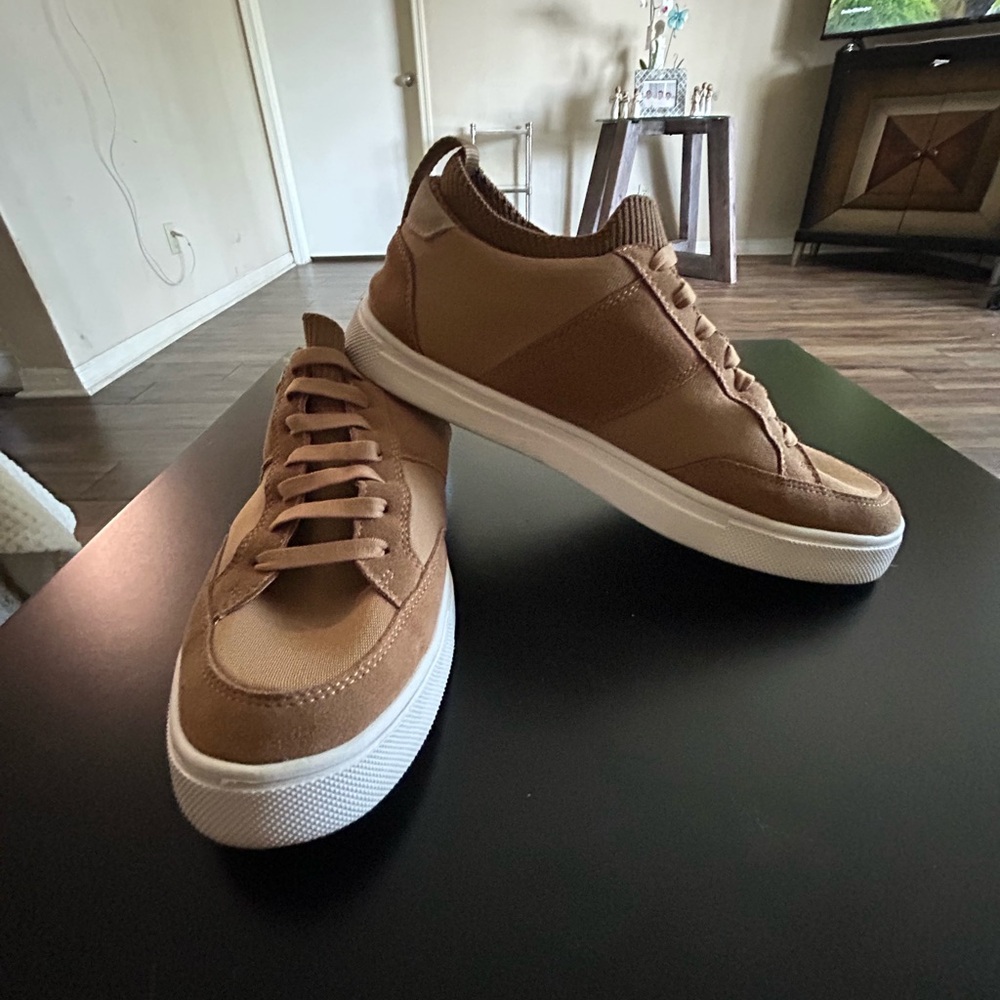 Peter Millar Hyperlight Drift Sneakers – Tan Camel – Men’s Size 10
